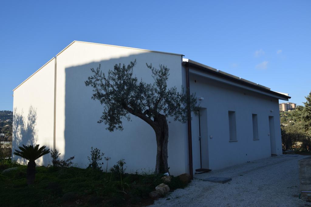 Uliwood Hotel Caltanissetta Exterior foto